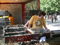 DJ at freeRePublic 02